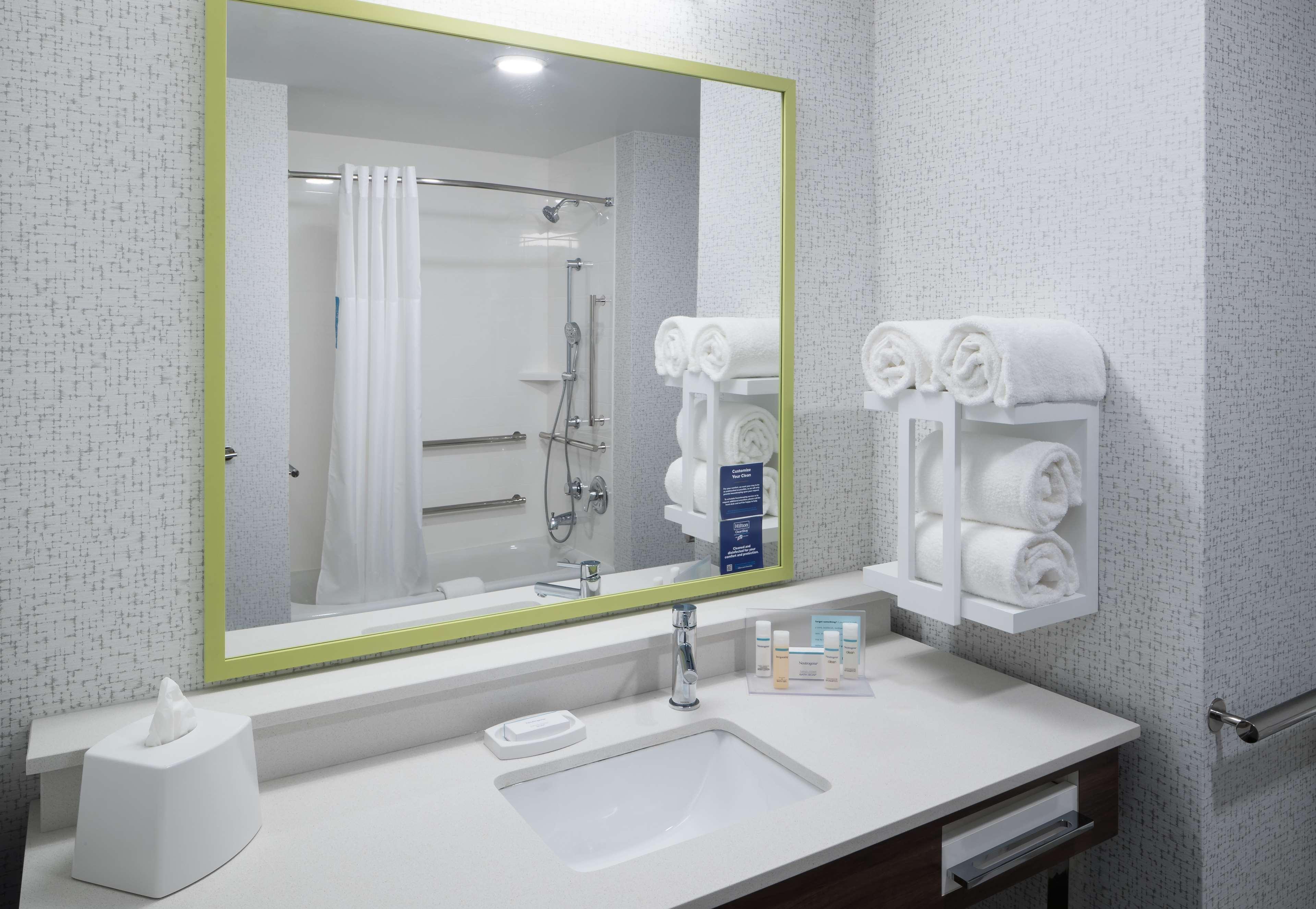Hampton Inn & Suites Cape Canaveral Cruise Port, Fl エクステリア 写真