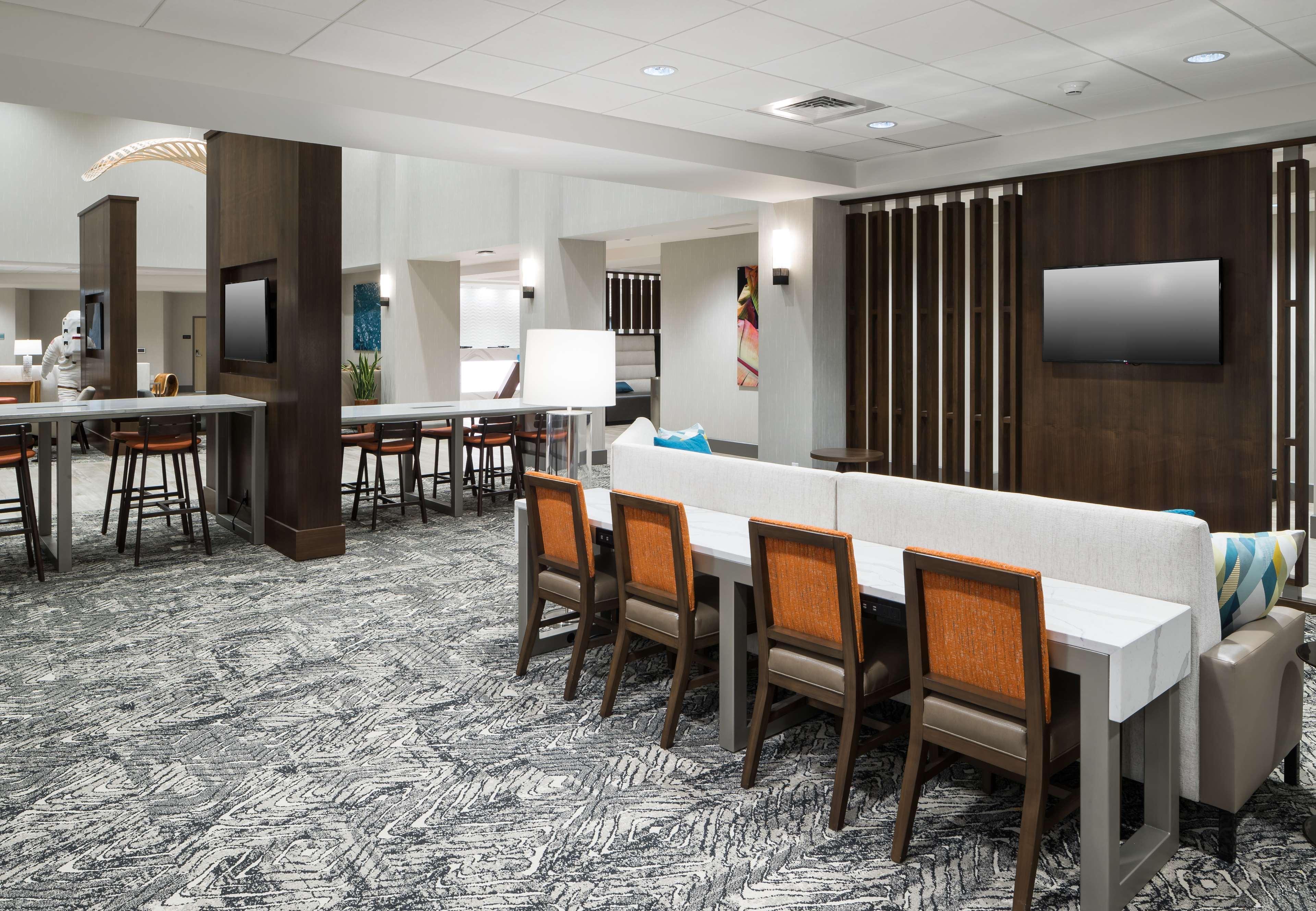 Hampton Inn & Suites Cape Canaveral Cruise Port, Fl エクステリア 写真