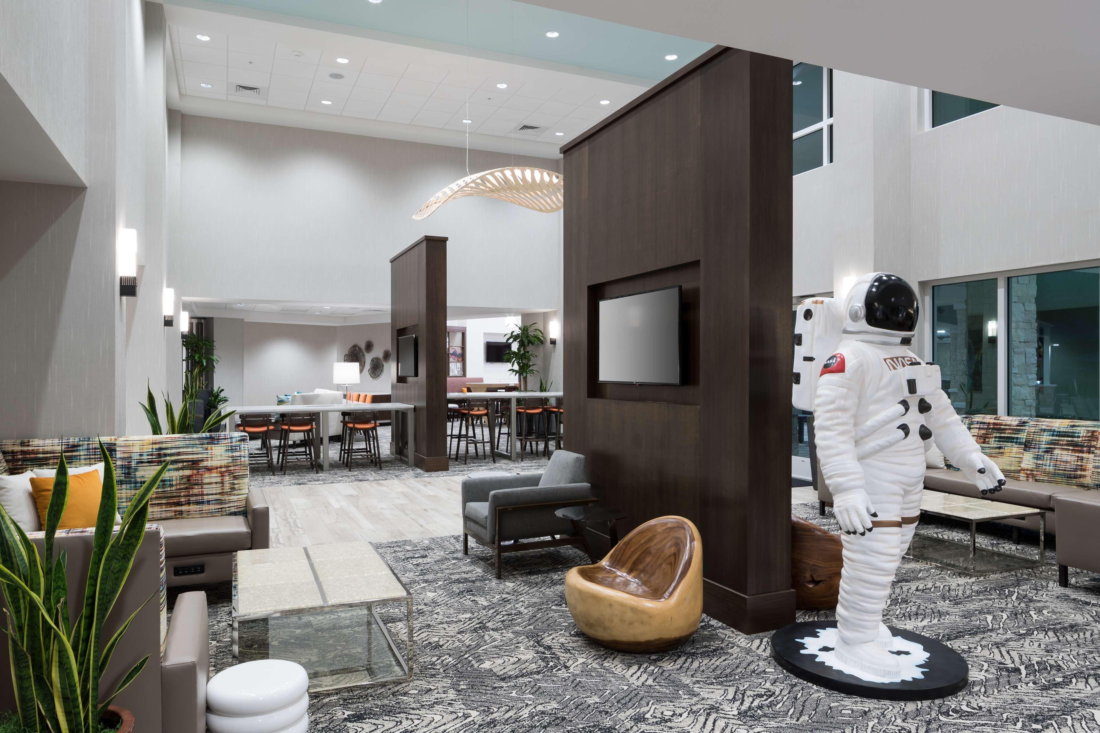 Hampton Inn & Suites Cape Canaveral Cruise Port, Fl エクステリア 写真