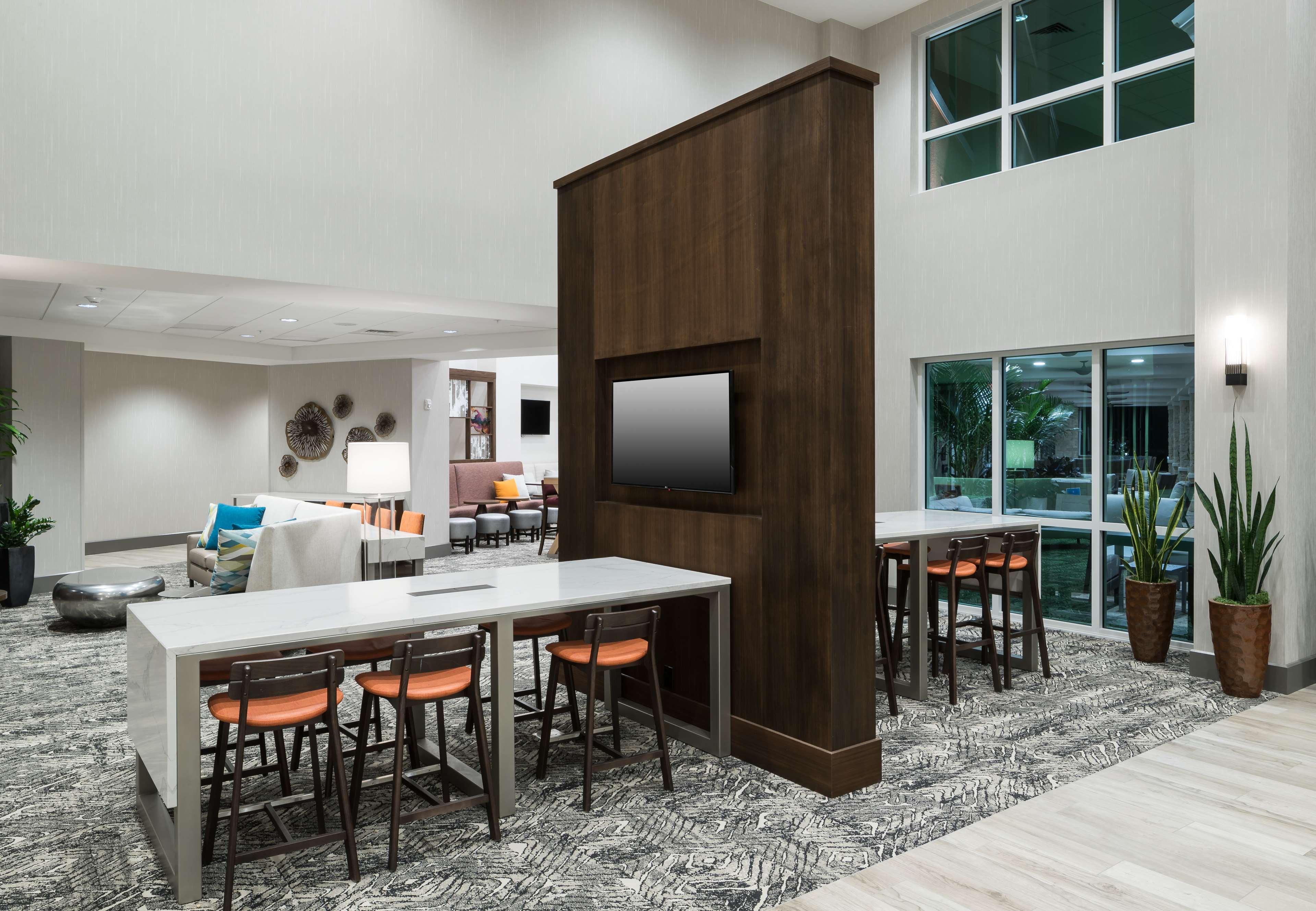 Hampton Inn & Suites Cape Canaveral Cruise Port, Fl エクステリア 写真