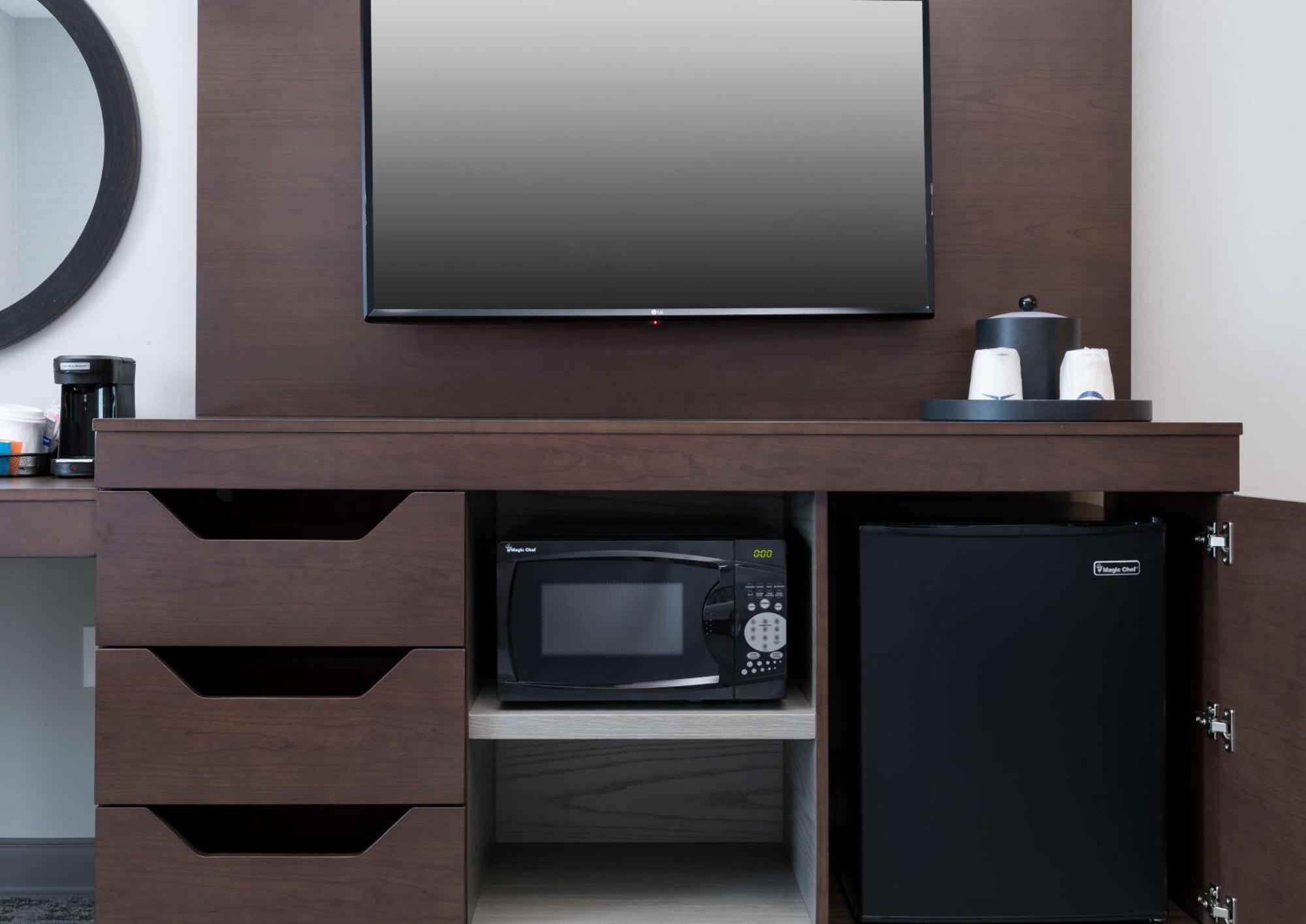 Hampton Inn & Suites Cape Canaveral Cruise Port, Fl エクステリア 写真
