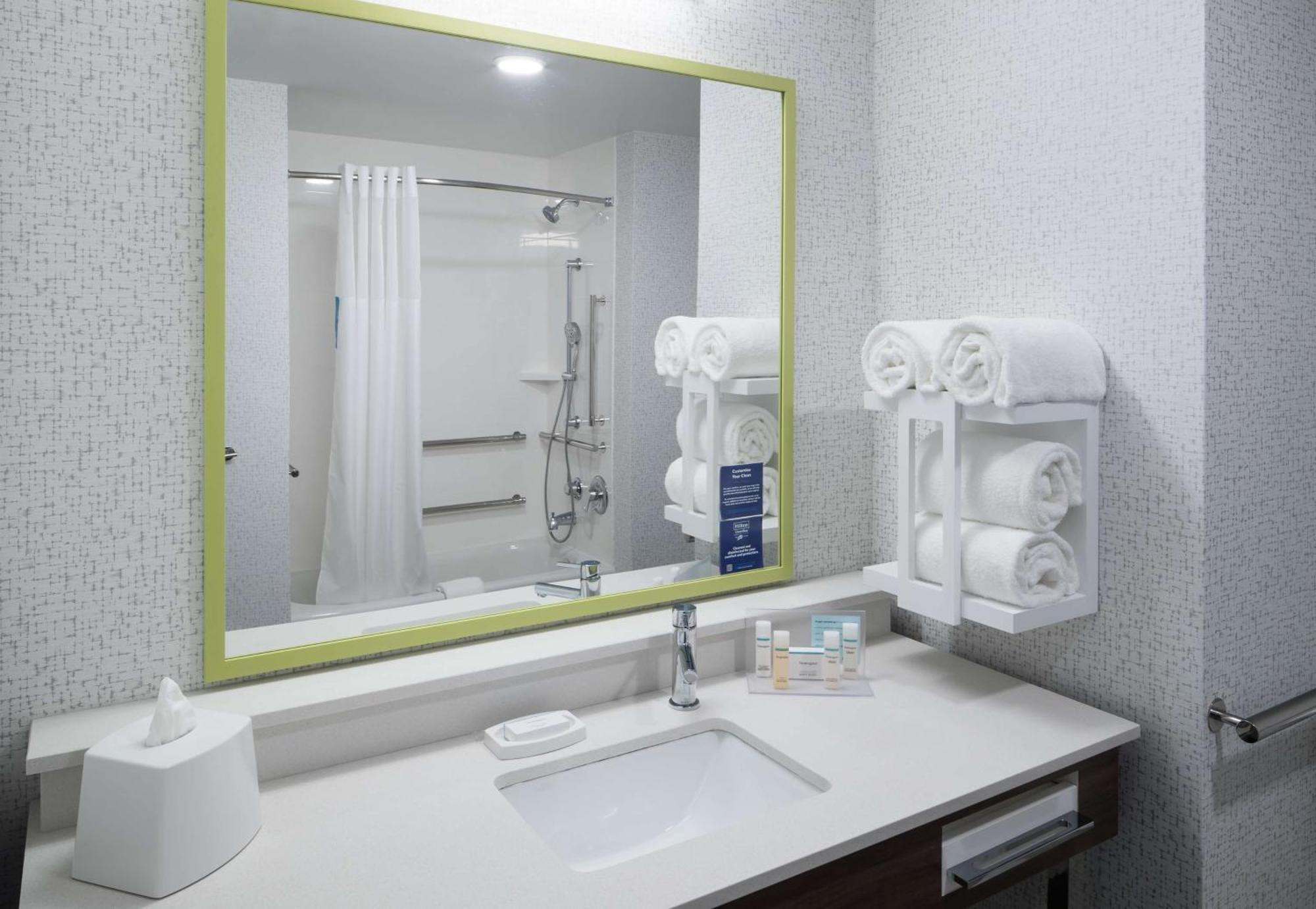 Hampton Inn & Suites Cape Canaveral Cruise Port, Fl エクステリア 写真