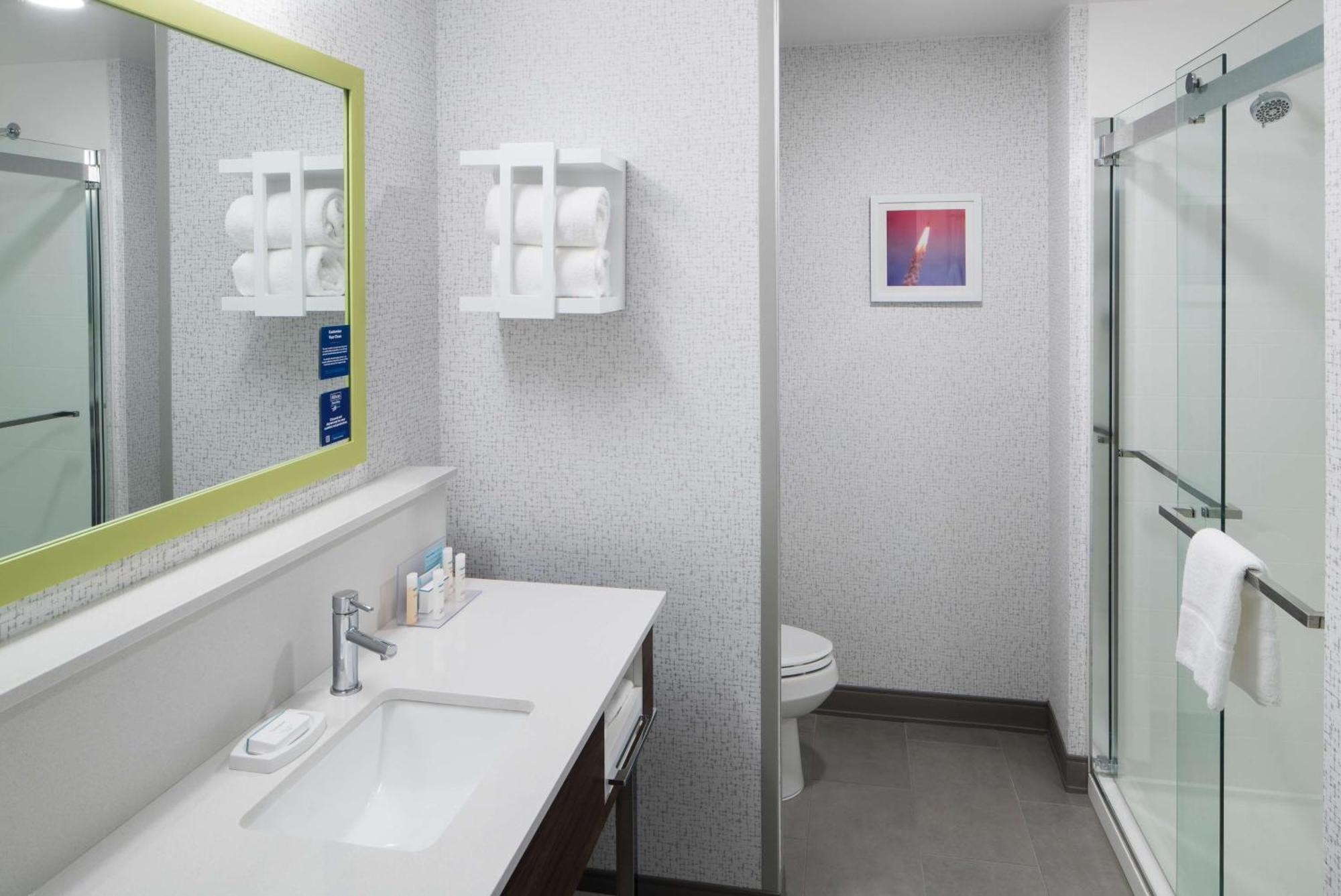 Hampton Inn & Suites Cape Canaveral Cruise Port, Fl エクステリア 写真