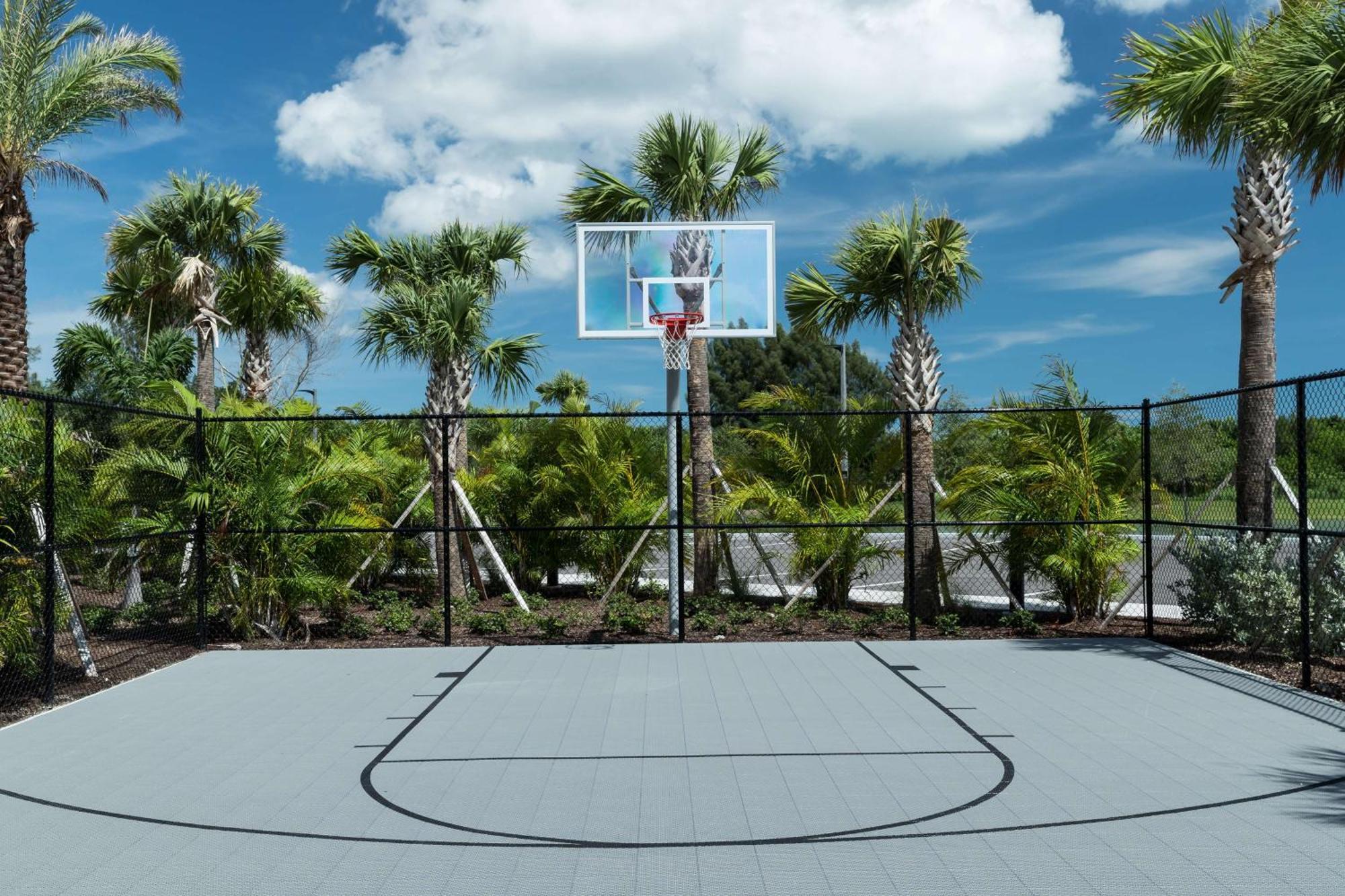 Hampton Inn & Suites Cape Canaveral Cruise Port, Fl エクステリア 写真